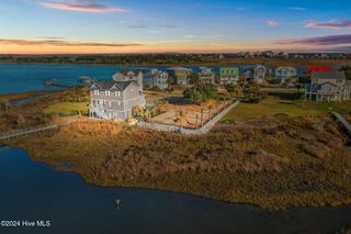 171 Big Hammock Point Road, Sneads Ferry, NC 28460