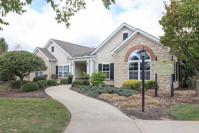 1560 S Bridgewater Way, Mansfield, OH 44906