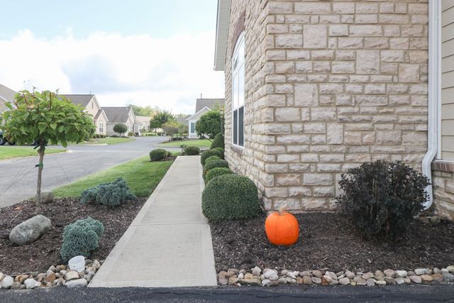 1560 S Bridgewater Way, Mansfield, OH 44906