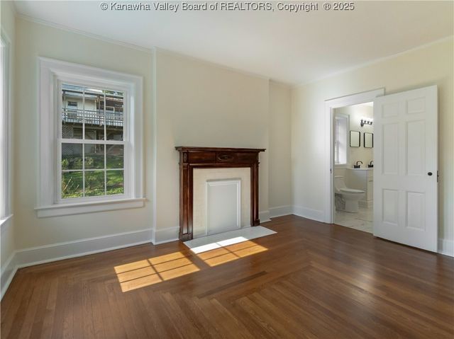 927 Ridgemont Road, Charleston, WV 25314