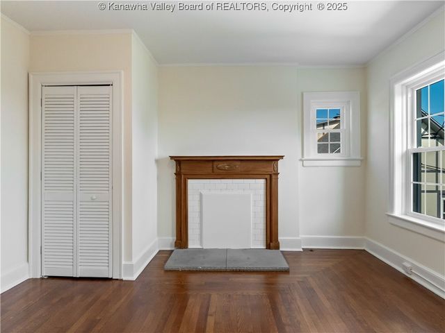 927 Ridgemont Road, Charleston, WV 25314