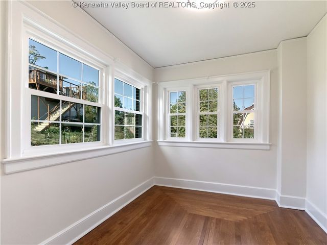 927 Ridgemont Road, Charleston, WV 25314