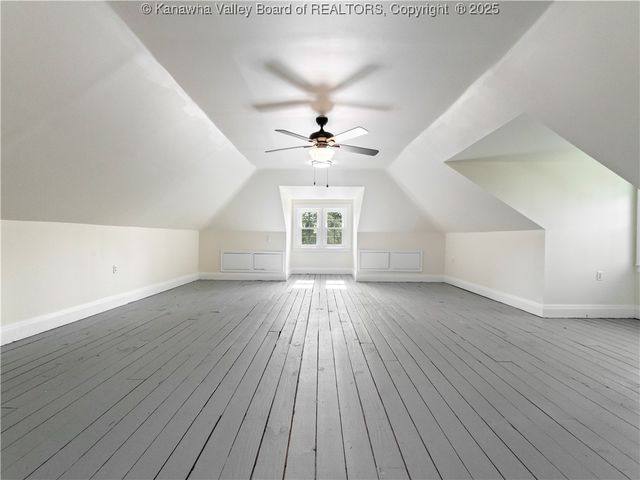 927 Ridgemont Road, Charleston, WV 25314