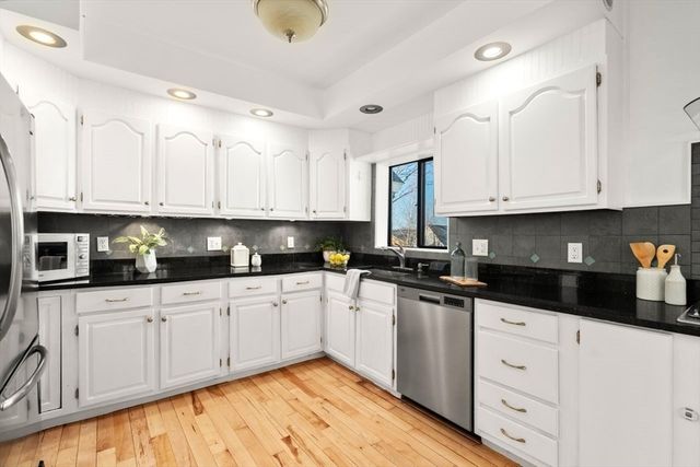 221 Highland Ave. 2, Somerville, MA 02143