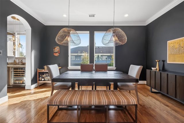 912 Lovett C, Houston, TX 77006