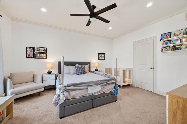 912 Lovett C, Houston, TX 77006