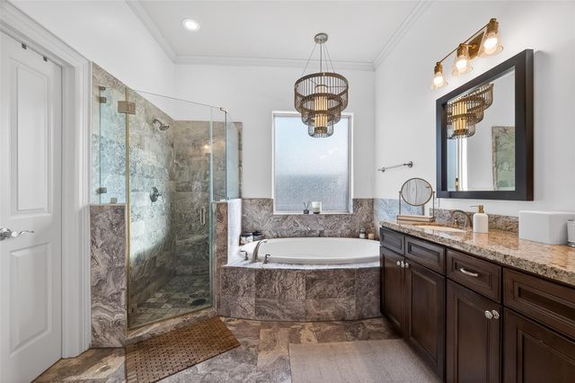 912 Lovett C, Houston, TX 77006