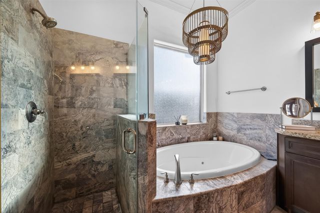 912 Lovett C, Houston, TX 77006