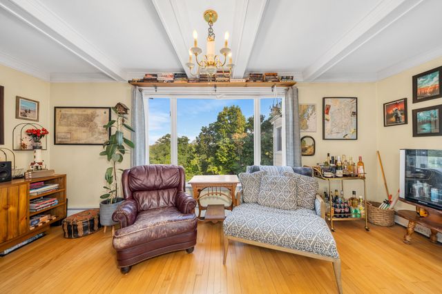 155 Forest St, Haverhill, MA 01832