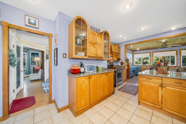155 Forest St, Haverhill, MA 01832