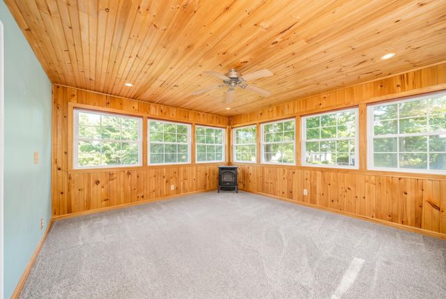 155 Forest St, Haverhill, MA 01832
