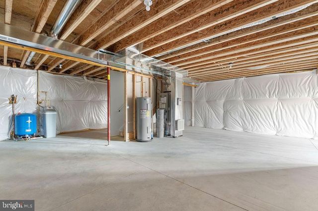 1086 REYNOLDS ROAD, Cross Junction, VA 22625