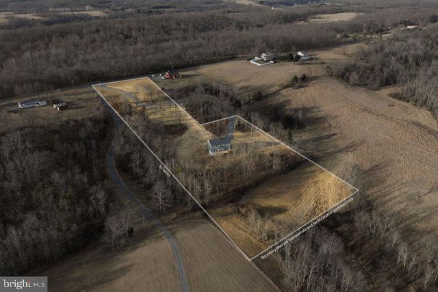 1086 REYNOLDS ROAD, Cross Junction, VA 22625