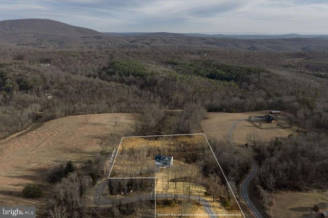 1086 REYNOLDS ROAD, Cross Junction, VA 22625