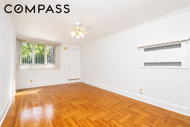 2325 E 26th Street, New York City, NY 11229