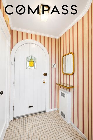 2325 E 26th Street, New York City, NY 11229