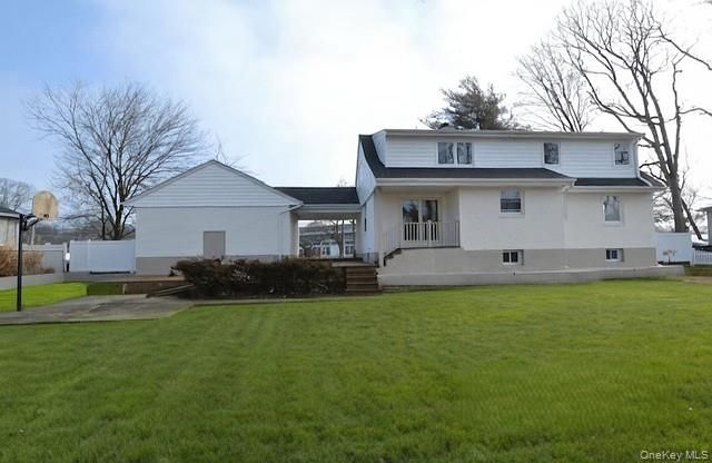 188 Ralph Avenue, Babylon, NY 11702