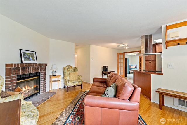 4813 150th Place SW, Edmonds, WA 98026