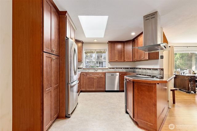 4813 150th Place SW, Edmonds, WA 98026