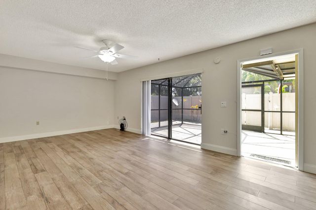 7118 71ST Way, West Palm Beach, FL 33407
