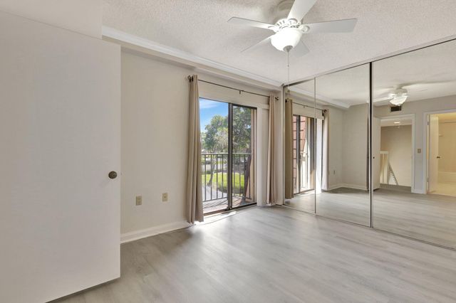 7118 71ST Way, West Palm Beach, FL 33407