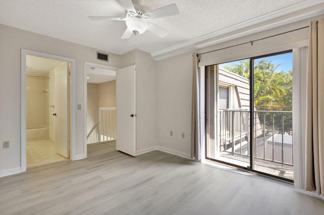 7118 71ST Way, West Palm Beach, FL 33407