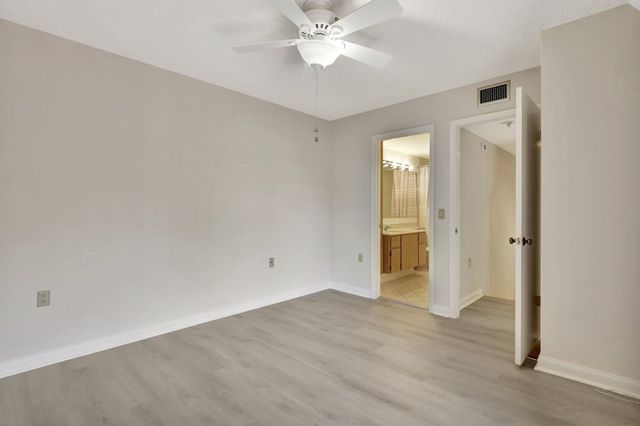 7118 71ST Way, West Palm Beach, FL 33407