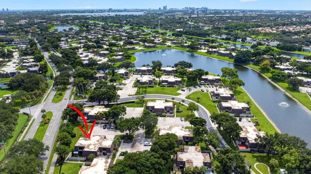 7118 71ST Way, West Palm Beach, FL 33407