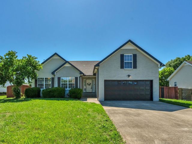 3825 Roscommon Way, Clarksville, TN 37040