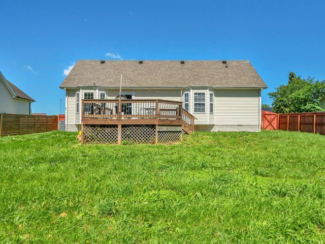 3825 Roscommon Way, Clarksville, TN 37040