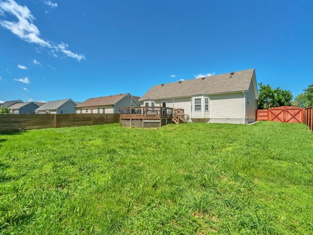3825 Roscommon Way, Clarksville, TN 37040