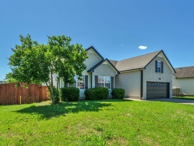 3825 Roscommon Way, Clarksville, TN 37040