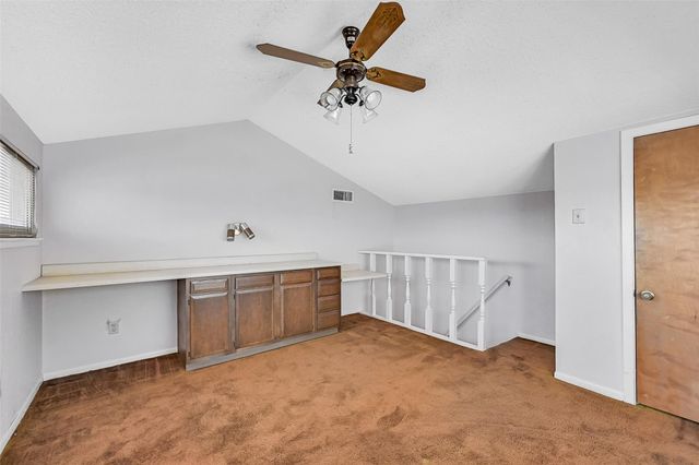 4102 18th Street N, Texas City, TX 77590