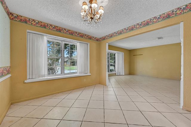 4102 18th Street N, Texas City, TX 77590