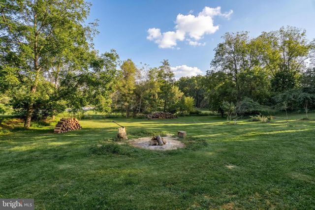 380 FRUITLYN DR, Dallastown, PA 17313
