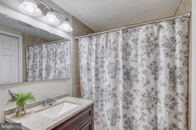 380 FRUITLYN DR, Dallastown, PA 17313
