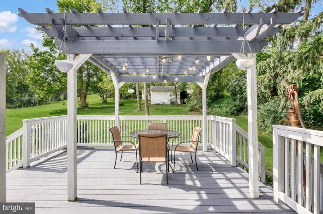 380 FRUITLYN DR, Dallastown, PA 17313