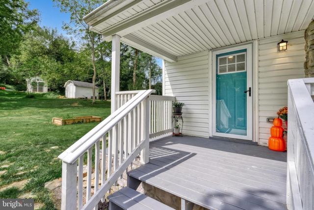 380 FRUITLYN DR, Dallastown, PA 17313
