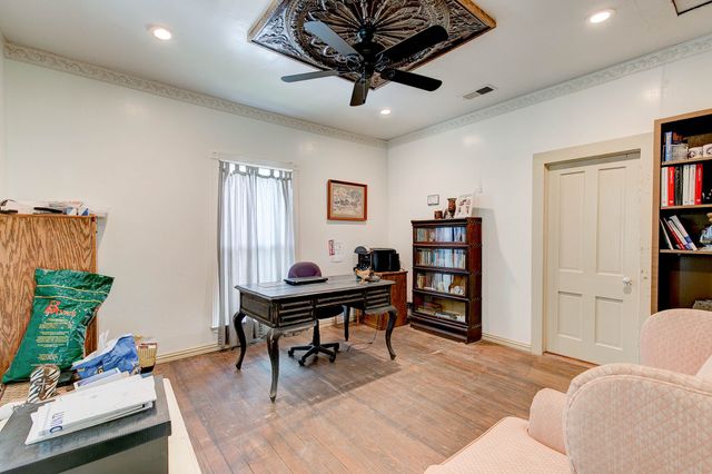 1301 Zion Hill Loop, Weatherford, TX 76088