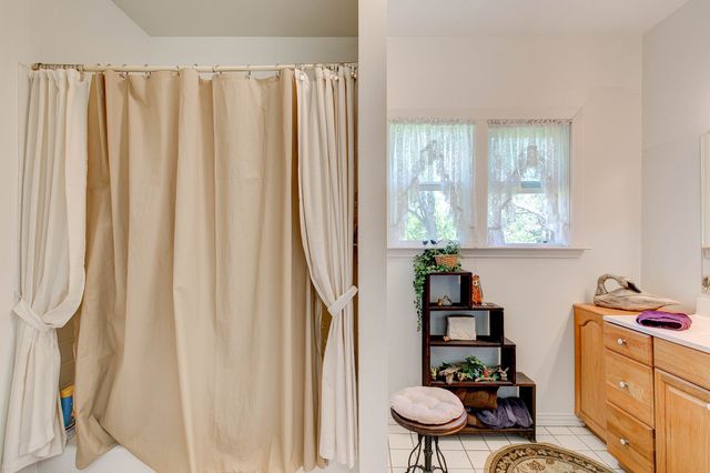 1301 Zion Hill Loop, Weatherford, TX 76088