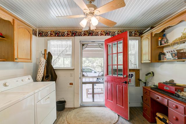 1301 Zion Hill Loop, Weatherford, TX 76088