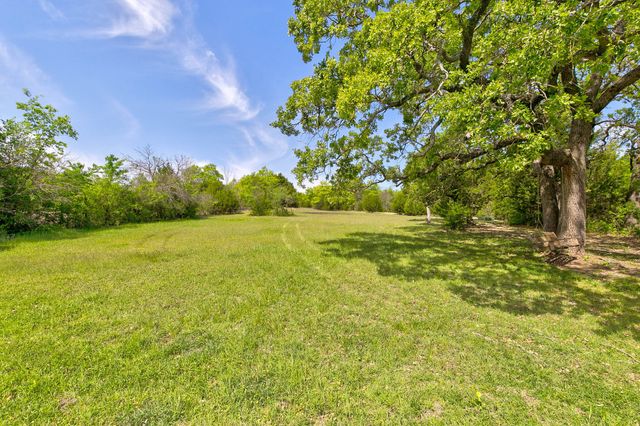 1301 Zion Hill Loop, Weatherford, TX 76088