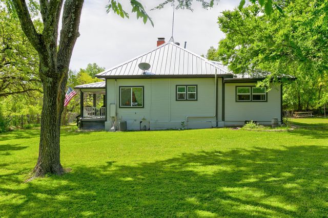 1301 Zion Hill Loop, Weatherford, TX 76088