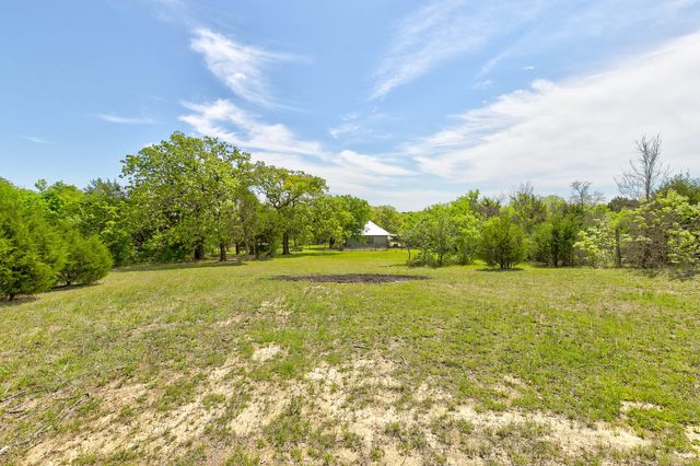 1301 Zion Hill Loop, Weatherford, TX 76088