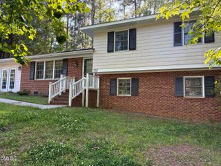 705 Northampton Drive, Cary, NC 27513