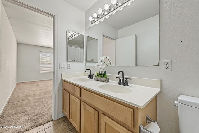 1750 E RENEGADE Trail, San Tan Valley, AZ 85143