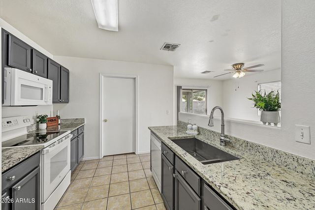1750 E RENEGADE Trail, San Tan Valley, AZ 85143