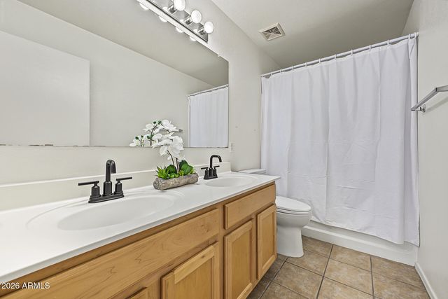 1750 E RENEGADE Trail, San Tan Valley, AZ 85143