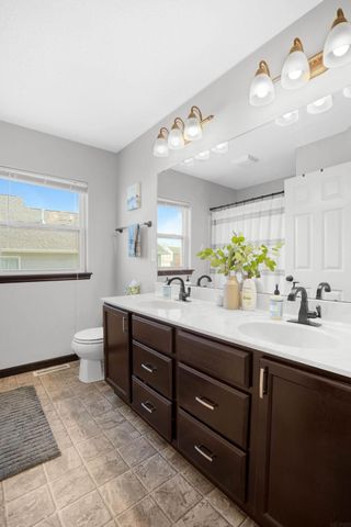 4607 Loren Drive, Cedar Falls, IA 50613