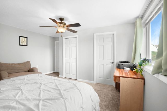 4607 Loren Drive, Cedar Falls, IA 50613